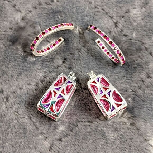 Vintage Silvertone/Pink Acrylic and Pink Rhinestone Pierced Earrings (2) Pair - Picture 3 of 14